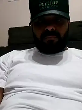 Snapshot of Sfdocom chatting on 10.25.25 Sfdocom online show from 10.25.25