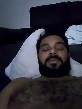 Snapshot of Sfdocom chatting on 10.28.25 Sfdocom online show from 10.28.25