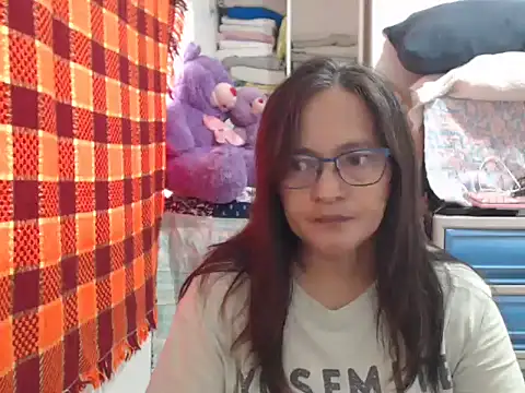 Kinkybela2025 online show from 11.25.25