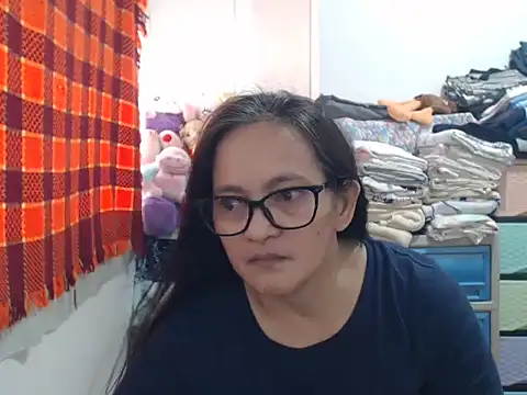 Kinkybela2025 online show from 02.27.26