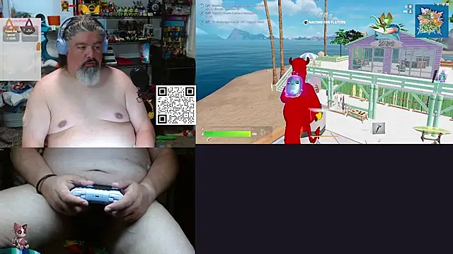Snapshot of geekycastillo chatting on 07.12.26 geekycastillo online show from 07.12.26