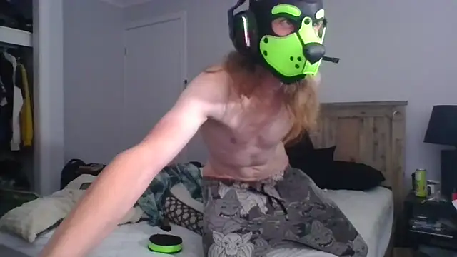 Snapshot of PuppyLeo chatting on 04.14.26 PuppyLeo online show from 04.14.26