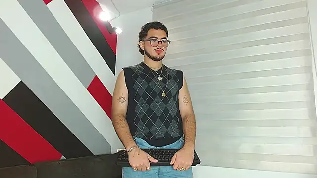 Zac Golden online show from 02.07.26