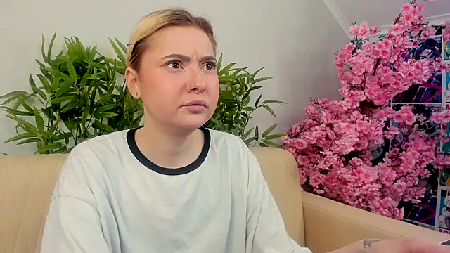 LaylaCookies online show from 10.24.25