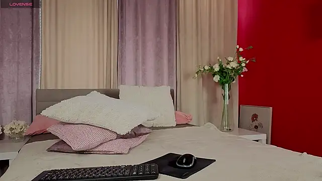 AlexColee online show from 11.16.25