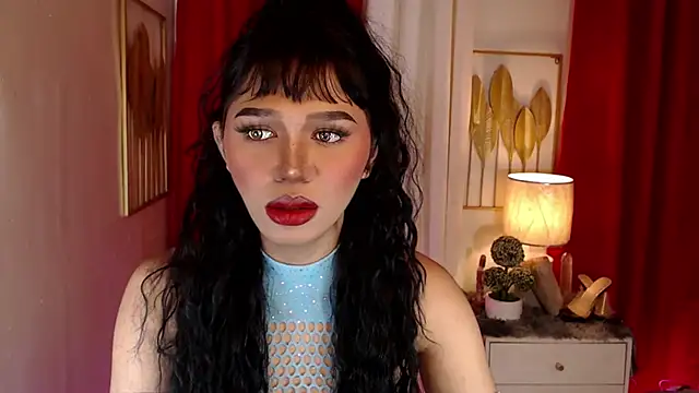 Snapshot of _GoddessMikkaza_ chatting on 10.24.25  GoddessMikkaza  online show from 10.24.25