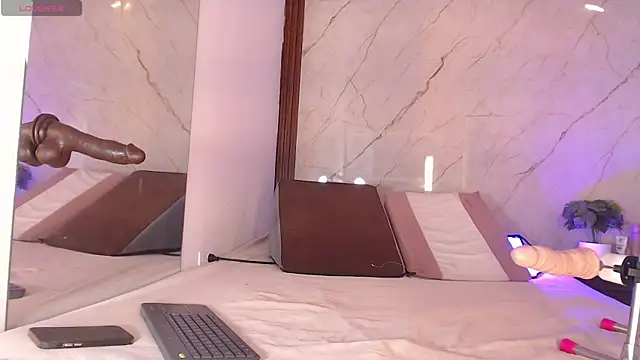 LucianaaMorena online show from 10.29.25