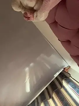 Violeet-Smith online show from 02.23.26