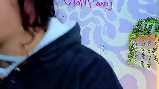 Snapshot of mia_scarlett7 chatting on 06.12.26 mia scarlett7 online show from 06.12.26