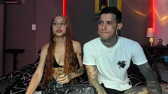 Snapshot of cleoo_jhonny chatting on 03.11.26 cleoo jhonny online show from 03.11.26