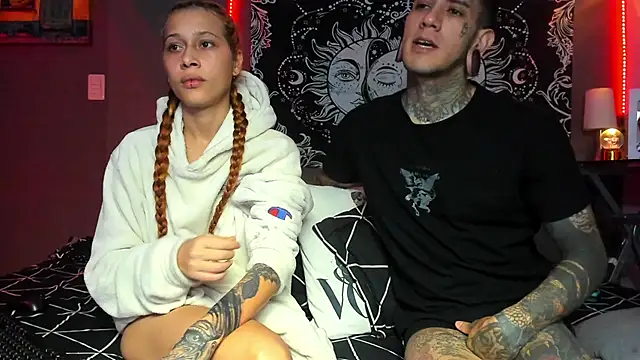 Snapshot of cleoo_jhonny chatting on 04.03.26 cleoo jhonny online show from 04.03.26