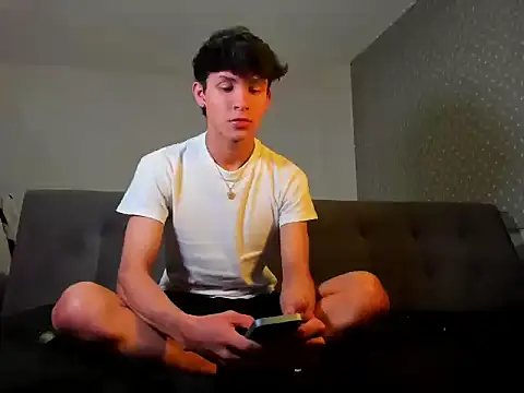 Snapshot of Will_starr chatting on 10.21.25 Will starr online show from 10.21.25