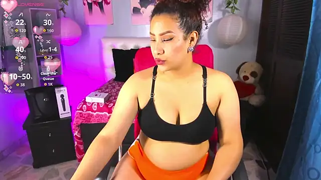 ROZZE MILA online show from 03.13.26