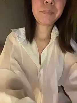 Snapshot of LLLauren_999 chatting on 10.21.25 LLLauren 999 online show from 10.21.25