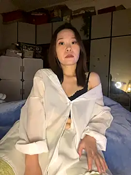 Snapshot of LLLauren_999 chatting on 10.22.25 LLLauren 999 online show from 10.22.25