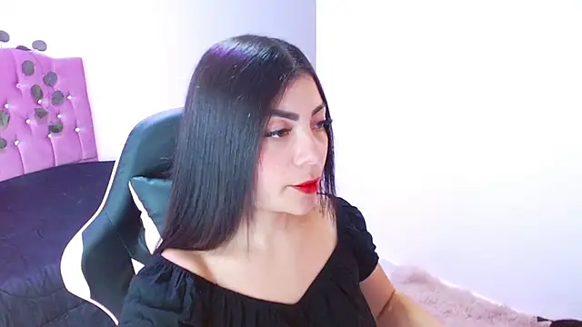 Snapshot of zara1609200 chatting on 10.28.25 zara1609200 online show from 10.28.25