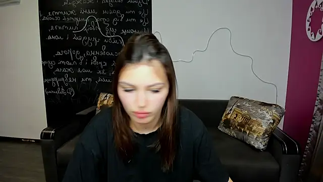 KittyShenson online show from 11.23.25