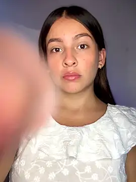 Talia Bonet online show from 02.02.26