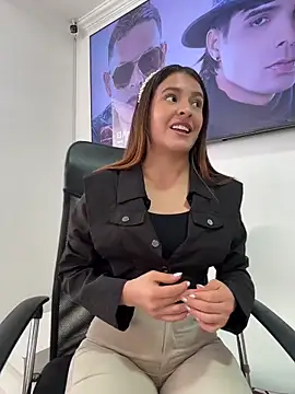 Snapshot of Talia_Bonet chatting on 05.11.26 Talia Bonet online show from 05.11.26