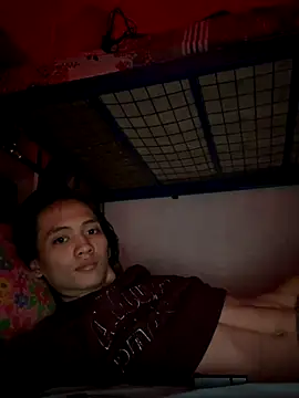 Snapshot of twinkkendoll chatting on 10.21.25 twinkkendoll online show from 10.21.25