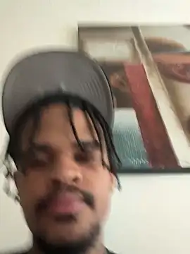 Snapshot of Mrmakeherwet_Tez chatting on 10.20.25 Mrmakeherwet Tez online show from 10.20.25