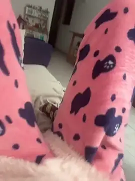 Snapshot of Rubia_divina7 chatting on 10.29.25 Rubia divina7 online show from 10.29.25