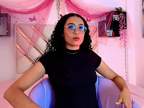 ZOEH ROSS online show from 10.21.25