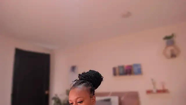 YariRose online show from 02.02.26