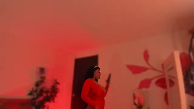 YariRose online show from 02.15.26