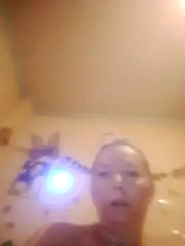 Mairi702 online show from 11.04.25