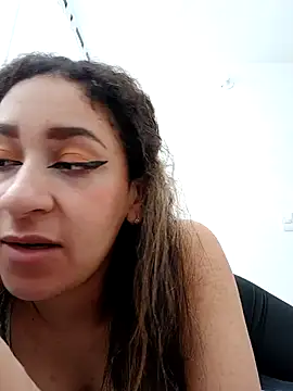 Snapshot of medussa_sexi chatting on 03.04.26 medussa sexi online show from 03.04.26