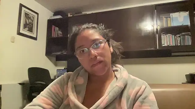 Kmiii21 online show from 11.05.25