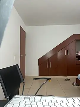 Selena Roa online show from 11.25.25