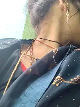 Snapshot of Bhumika_Love chatting on 10.25.25 Bhumika Love online show from 10.25.25