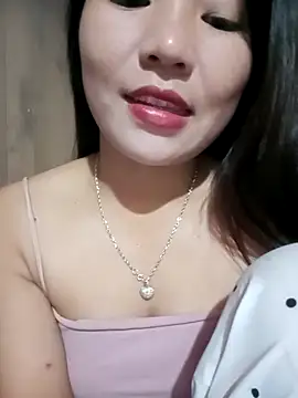 Snapshot of -Lanaa- chatting on 10.25.25 -Lanaa- online show from 10.25.25