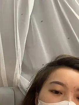 Snapshot of helo-kitty chatting on 10.23.25 helo-kitty online show from 10.23.25