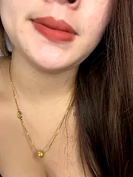 Snapshot of helo-kitty chatting on 11.08.25 helo-kitty online show from 11.08.25