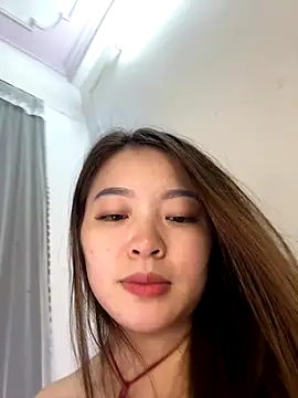 Snapshot of helo-kitty chatting on 11.09.25 helo-kitty online show from 11.09.25