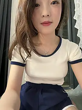 Snapshot of meimei_x chatting on 04.23.26 meimei x online show from 04.23.26