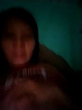 Snapshot of Lily_Queen18 chatting on 10.21.25 Lily Queen18 online show from 10.21.25