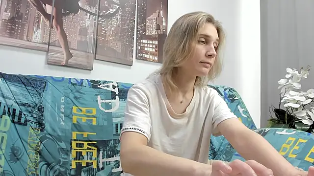 Tenderly Sophie online show from 03.15.26