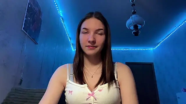 Beauty miIa online show from 11.27.25