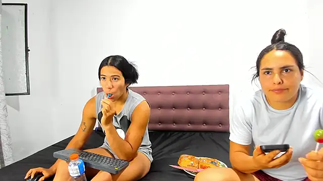 AshleyDeLuca  online show from 05.29.26