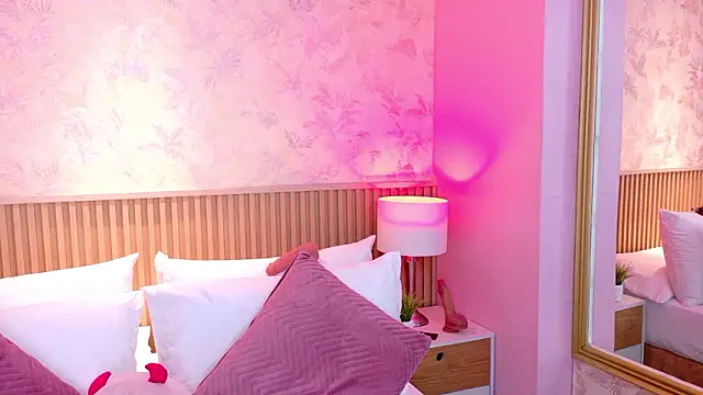 AdelineJhones online show from 02.02.26