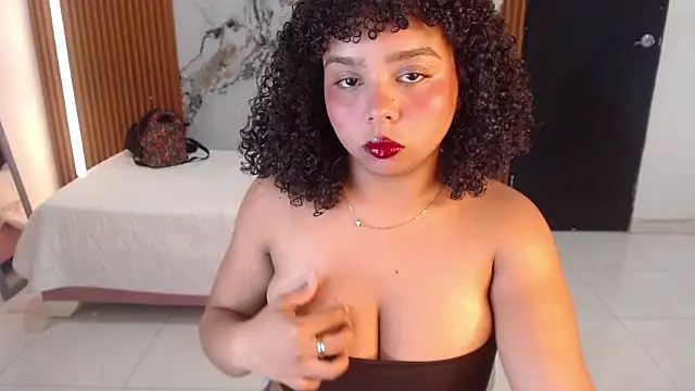 rosselyn  online show from 10.30.25