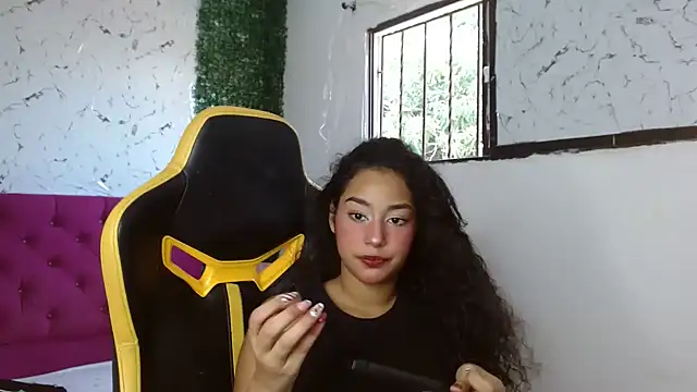 emily stars1 online show from 01.14.26