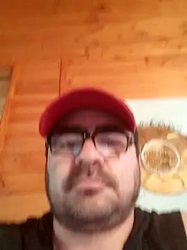 Snapshot of Harlam_verg chatting on 10.21.25 Harlam verg online show from 10.21.25