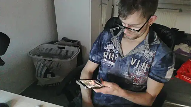 StephPra94 online show from 02.13.26