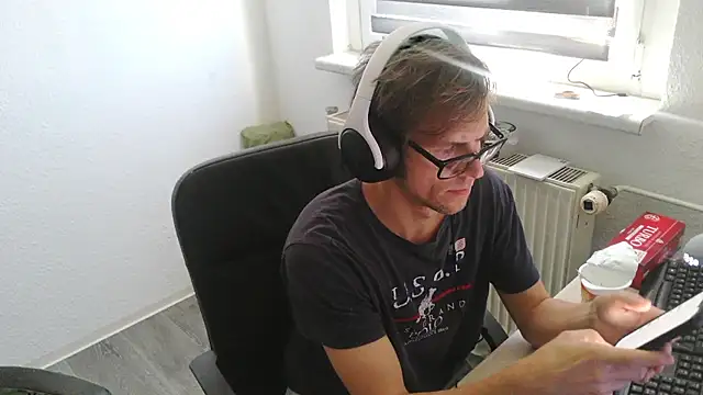 StephPra94 online show from 07.08.26
