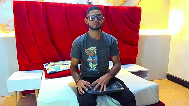 YEFERSON SCOTT online show from 10.24.25